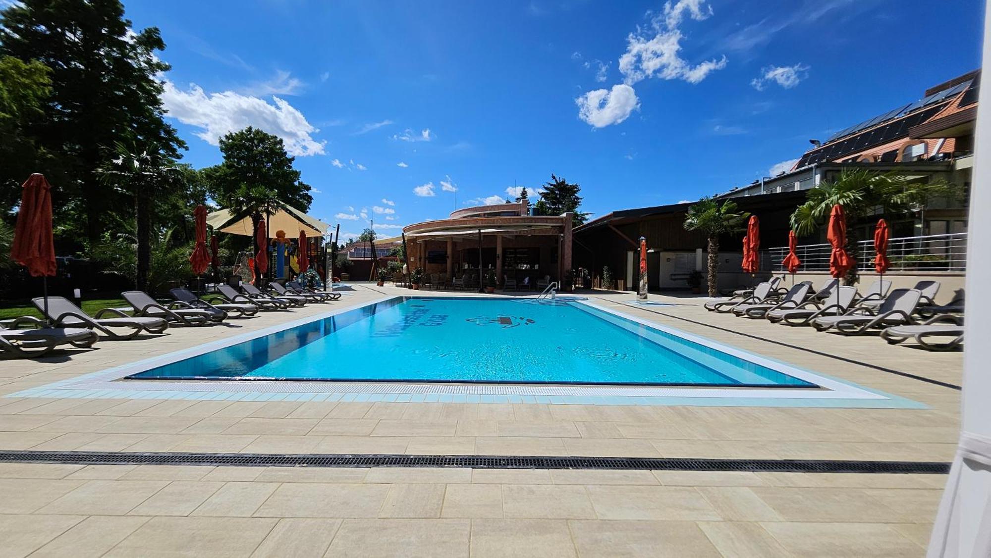 Wellness Hotel غيولا المظهر الخارجي الصورة
